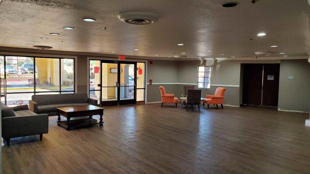 Ramada By Wyndham Barstow Hotel Exterior foto